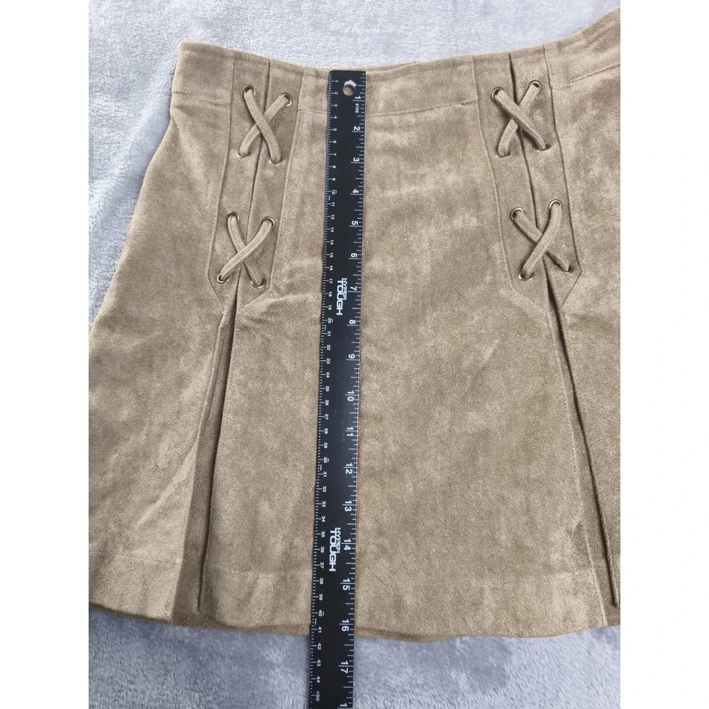 She + Sky Faux Suede Mini Skirt Womens Small Tan Lace Up Boho Western‎